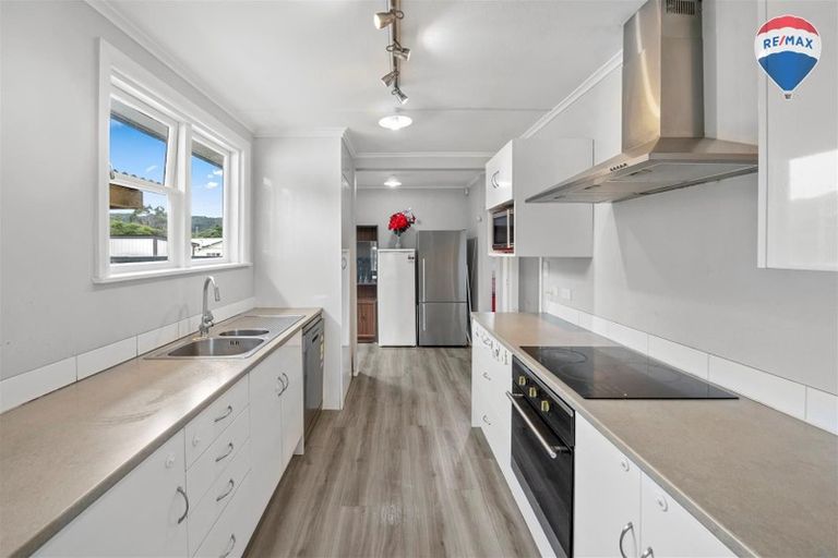 Photo of property in 1/270 Oxford Terrace, Avalon, Lower Hutt, 5011