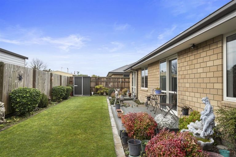 Photo of property in 2/78 Marshland Road, Shirley, Christchurch, 8061