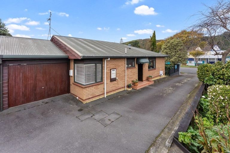 Photo of property in 1/53 Amohia Street, Paraparaumu, 5032
