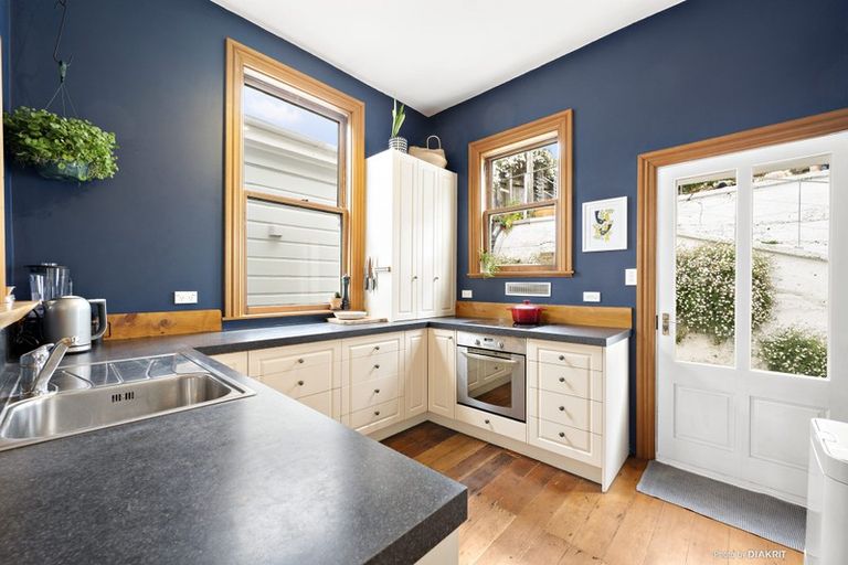 Photo of property in 7 Burwah Street, Berhampore, Wellington, 6023