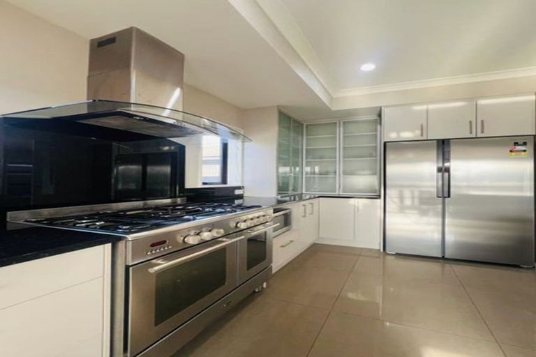 Photo of property in 46 Westpark Drive, Burnside, Christchurch, 8053