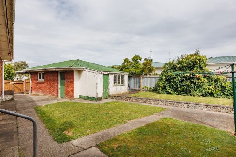 Photo of property in 84 Brightwater Terrace, Terrace End, Palmerston North, 4410