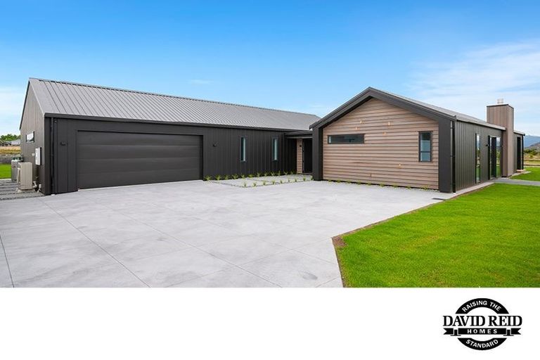 Photo of property in 11 Kara Place, Wharewaka, Taupo, 3330
