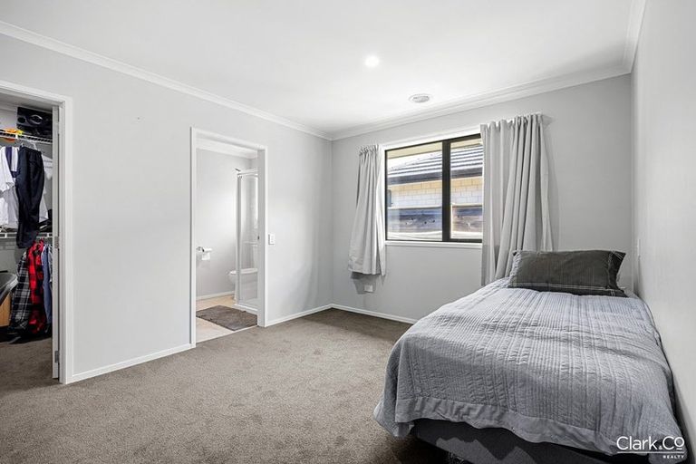 Photo of property in 9 Tide Lane, Whitby, Porirua, 5024