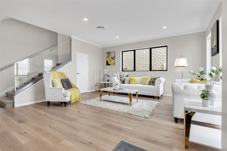 Photo of property in 5 Elevation Street, Flat Bush, Auckland, 2019