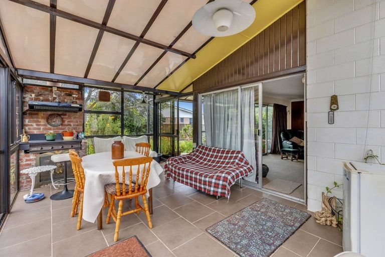 Photo of property in 10 Westerleigh Street, Bishopdale, Christchurch, 8053