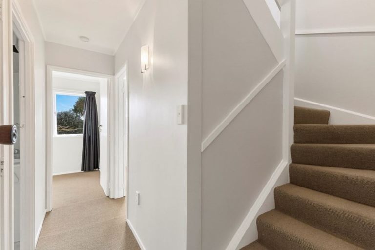 Photo of property in 106 Hyde Avenue, Richmond Heights, Taupo, 3330