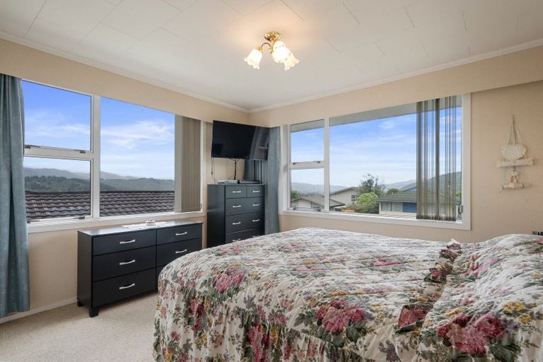 Photo of property in 20 Sunnyview Drive, Brown Owl, Upper Hutt, 5018