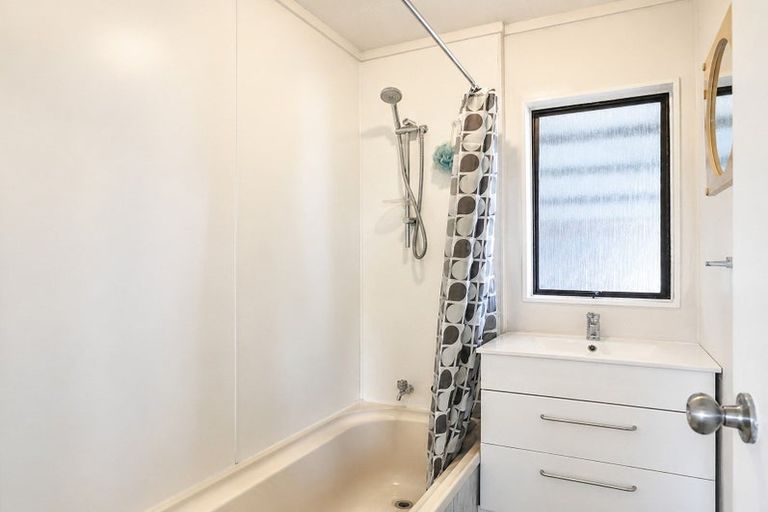 Photo of property in 12a Aspen Place, Owhata, Rotorua, 3010