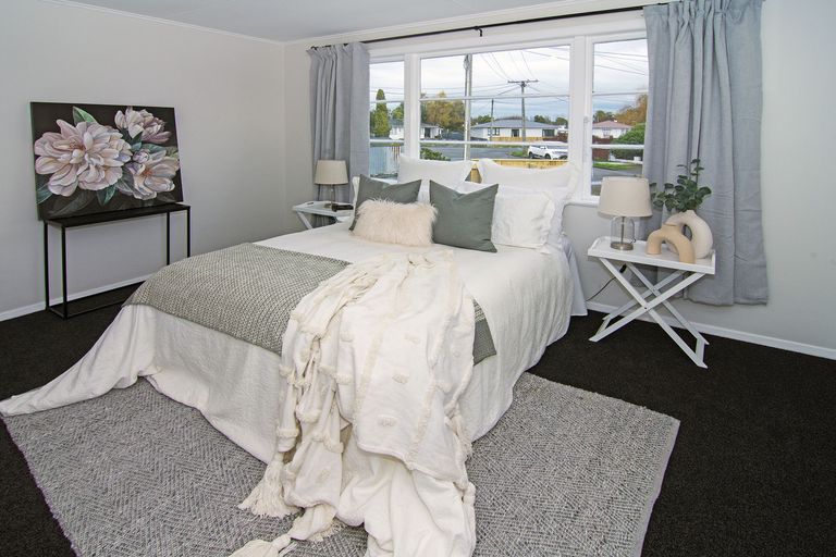 Photo of property in 15 Jones Place, Masterton, 5810