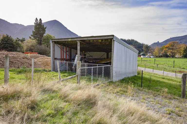 Photo of property in 77 Lindens Road, Mount Pleasant, Blenheim, 7273