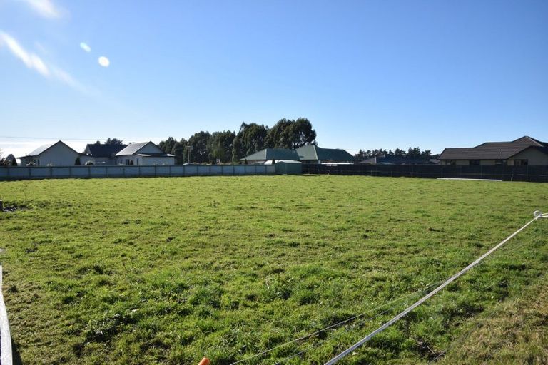 Photo of property in 16 Tui Place, Edendale, Wyndham, 9893