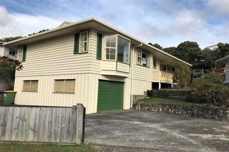 Photo of property in 13 Timaru Grove, Kelson, Lower Hutt, 5010