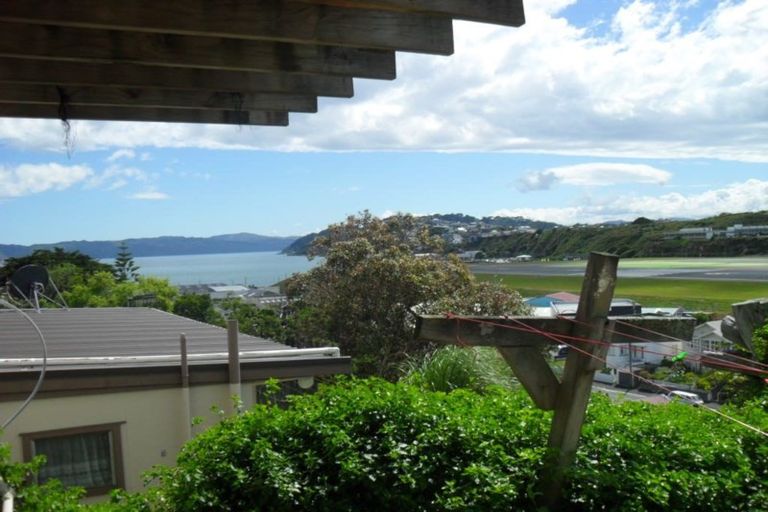 Photo of property in 2/27 Tirangi Road, Rongotai, Wellington, 6022