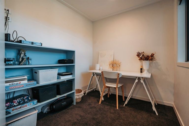 Photo of property in 40 Mcneil Street, Balclutha, 9230