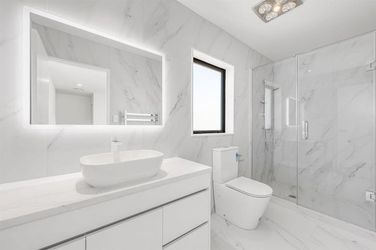 Photo of property in 6 Ballyliffin Drive, Flat Bush, Auckland, 2019