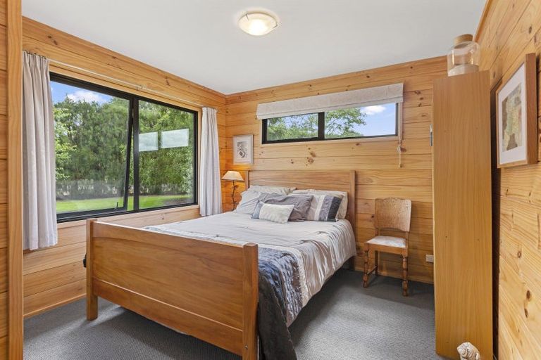 Photo of property in 225 Hoeka Road, Matangi, Hamilton, 3284