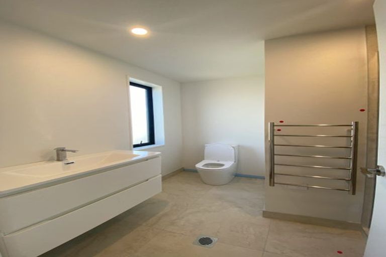 Photo of property in 2/45 Evesham Crescent, Spreydon, Christchurch, 8024