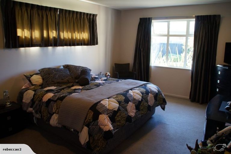 Photo of property in 7 Greenan Place, Doyleston, 7683