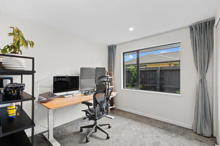 Photo of property in 87 Whincops Road, Halswell, Christchurch, 8025