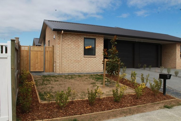 Photo of property in 16b Marine Garden Crescent, Beachlands, Auckland, 2018