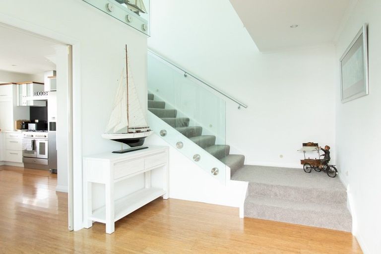 Photo of property in 30 Arawa Lane, Whitianga, 3510