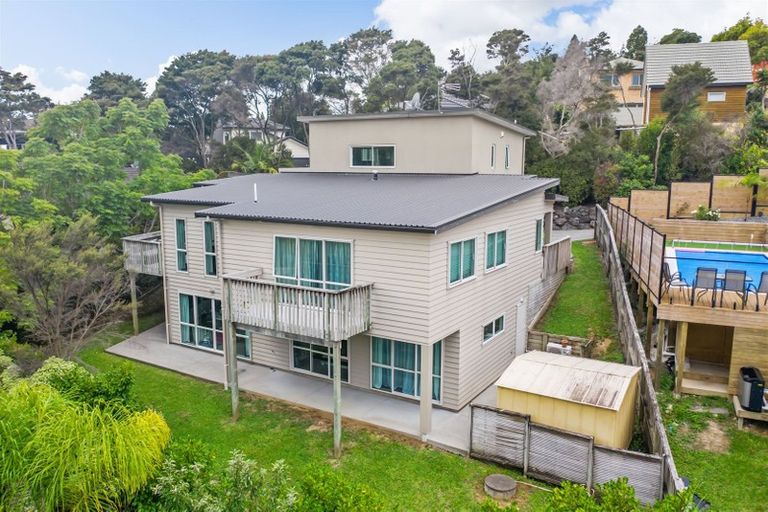 Photo of property in 10 Treetops Way, Bayview, Auckland, 0629