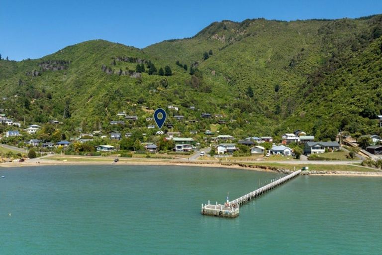 Photo of property in 1 Okiwa Place, Anakiwa, Picton, 7281