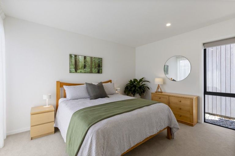 Photo of property in 7 Kotuku Lane, Jacks Point, Queenstown, 9371