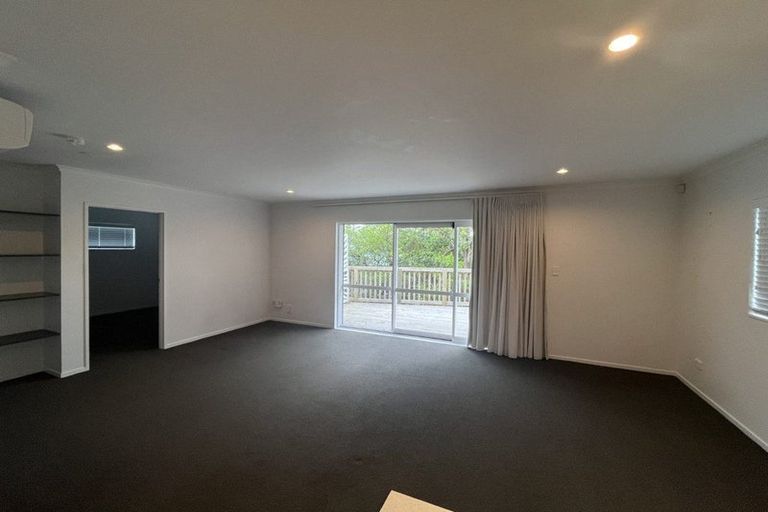Photo of property in 15b John Court Street, Birkenhead, Auckland, 0626