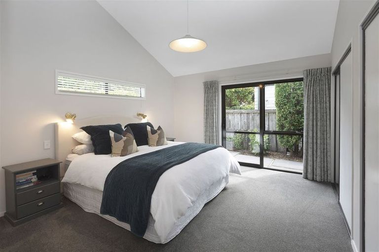 Photo of property in 464 Avonhead Road, Avonhead, Christchurch, 8042