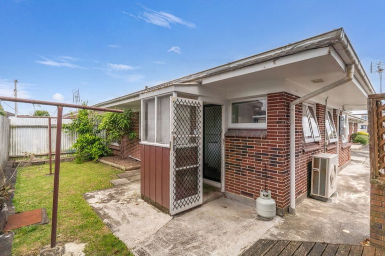 Photo of property in 3/24 Mcdonald Road, Papatoetoe, Auckland, 2025
