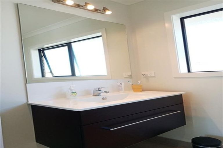 Photo of property in 92 Powells Road, Fairview Downs, Hamilton, 3214