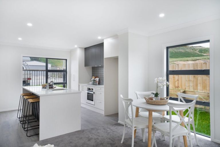 Photo of property in 142 Jamaica Drive, Grenada North, Wellington, 5028