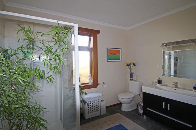 Photo of property in 52 Wellington Street, Enfield, Oamaru, 9491
