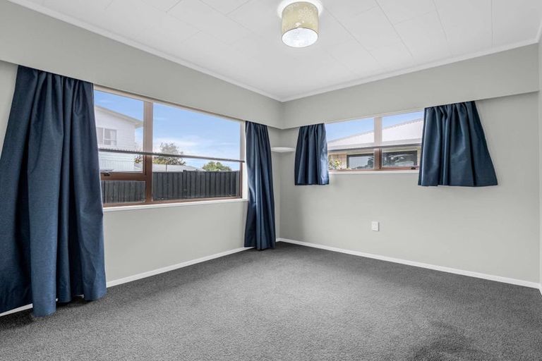 Photo of property in 45 Sandspit Road, Waiuku, 2123