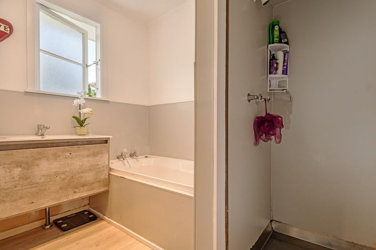 Photo of property in 135 Gillespies Line, Cloverlea, Palmerston North, 4412