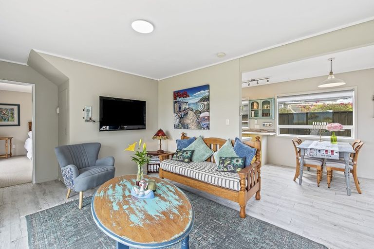 Photo of property in 58a Wharemauku Road, Raumati Beach, Paraparaumu, 5032