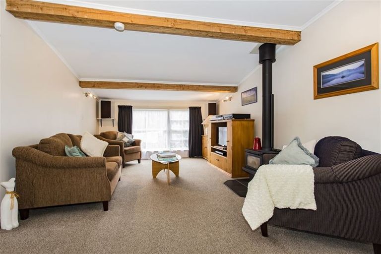 Photo of property in 55 Batten Grove, The Pines Beach, 7630