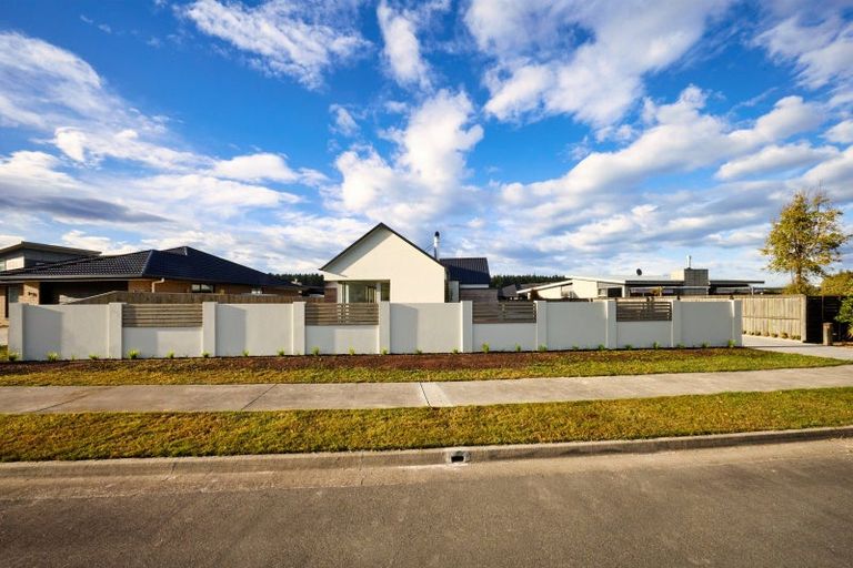 Photo of property in 7 Swyncombe Place, Kaikoura Flat, Kaikoura, 7371