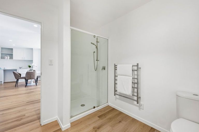 Photo of property in 25 Tuuhura Road, Pukekohe, 2120