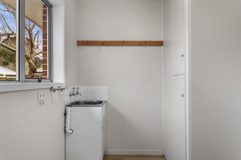 Photo of property in 17 Lascelles Street, Saint Martins, Christchurch, 8022