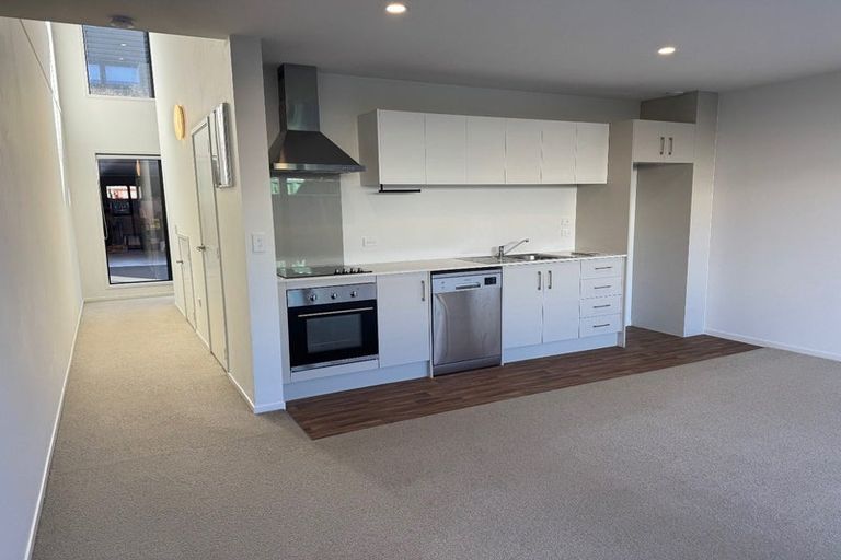 Photo of property in 17 Owens Place, Mount Maunganui, 3116
