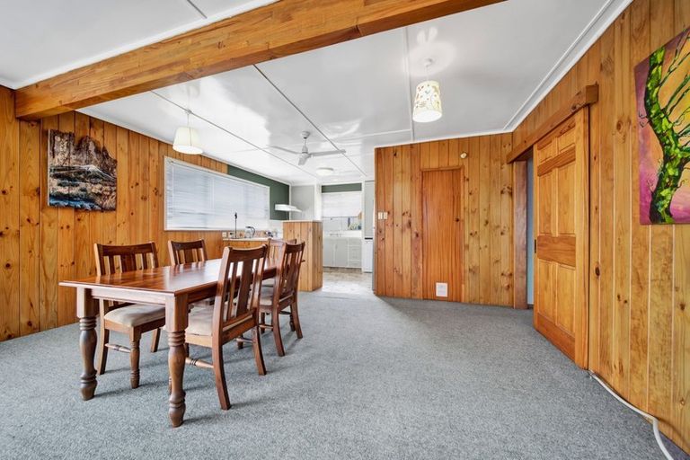 Photo of property in 23 Pacey Avenue, Hawera, 4610