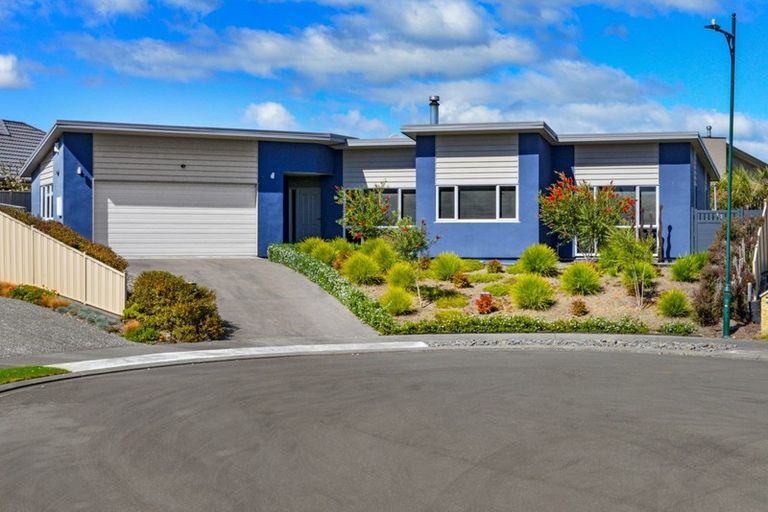 Photo of property in 8 Amner Place, Havelock North, 4130