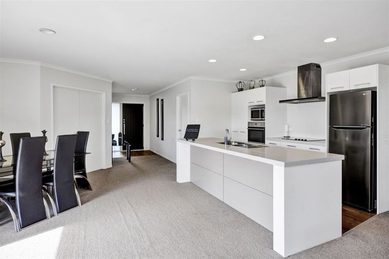 Photo of property in 11 Rawiri Drive, Bell Block, New Plymouth, 4312