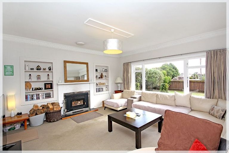 Photo of property in 176 Bartholomew Road, Levin, 5510