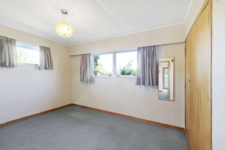 Photo of property in 9 Whakawhiti Street, Marfell, New Plymouth, 4310