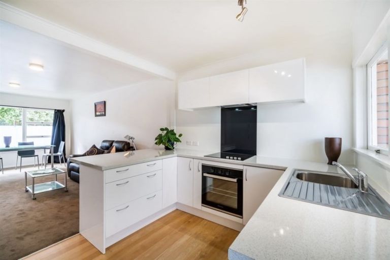 Photo of property in 3/15 Esmonde Road, Takapuna, Auckland, 0622