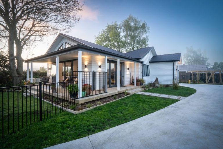 Photo of property in 16 Cowley Drive, Leamington, Cambridge, 3432